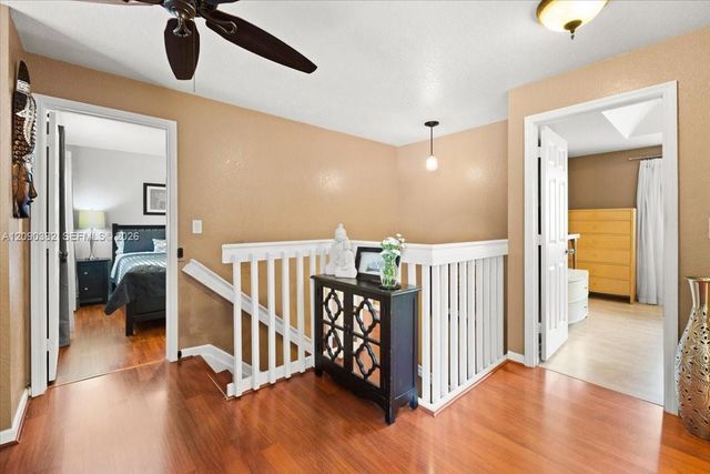 195 Sable Palm Way, Davie, FL 33325