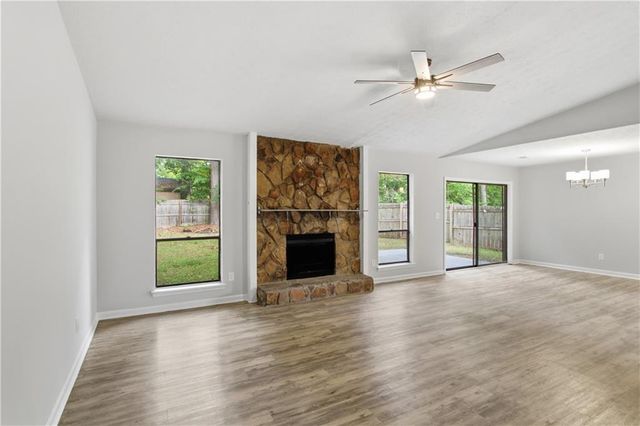 8132 Creekstone Court, Riverdale, GA 30274