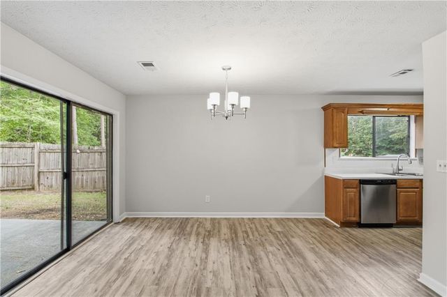 8132 Creekstone Court, Riverdale, GA 30274