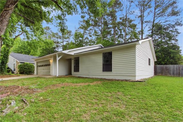 8132 Creekstone Court, Riverdale, GA 30274