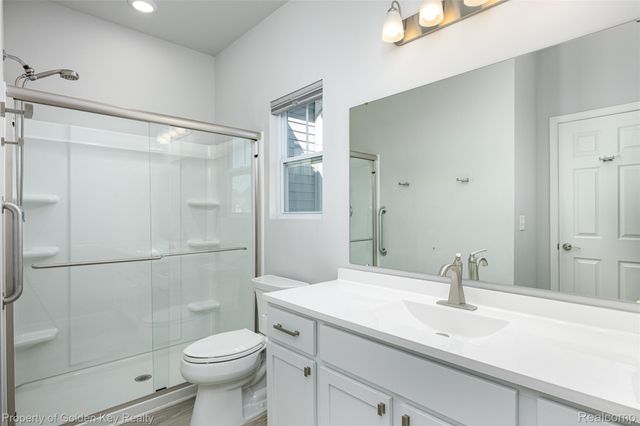 420 Dorchester Drive, Howell, MI 48855