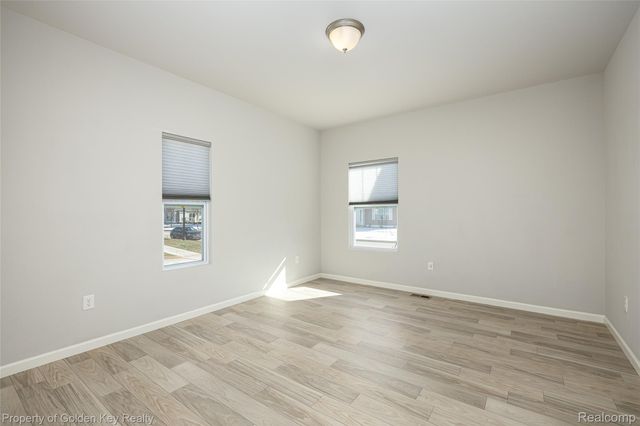 420 Dorchester Drive, Howell, MI 48855