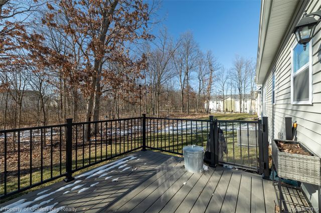 420 Dorchester Drive, Howell, MI 48855