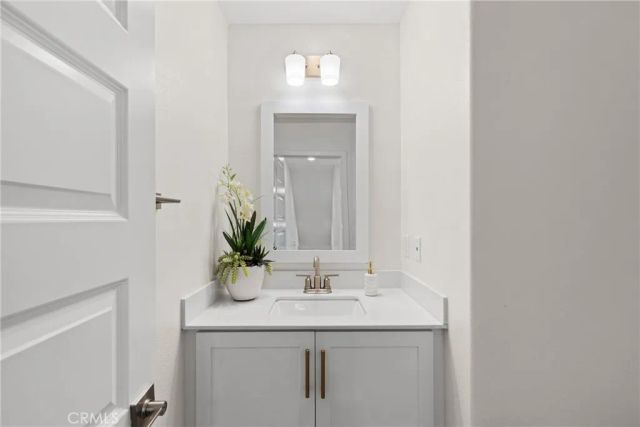 27553 Sanctuary Court, Valencia, CA 91355
