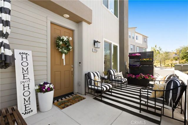 27553 Sanctuary Court, Valencia, CA 91355