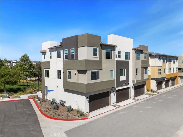 27553 Sanctuary Court, Valencia, CA 91355