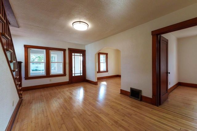 717 N Church STREET, Watertown, WI 53098