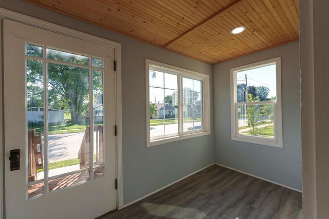 717 N Church STREET, Watertown, WI 53098