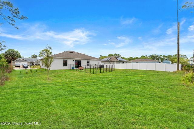 281 Sarah Road SW, Palm Bay, FL 32908
