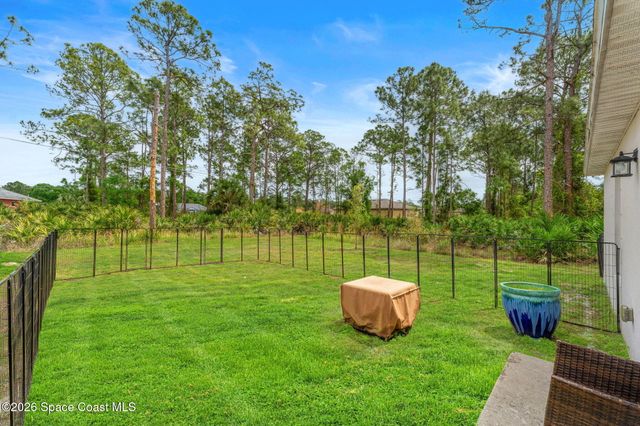 281 Sarah Road SW, Palm Bay, FL 32908