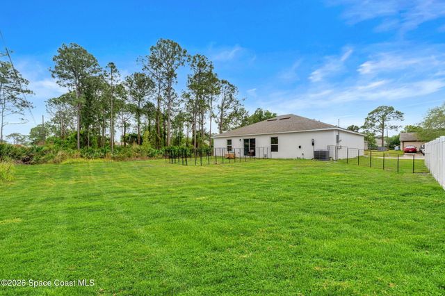 281 Sarah Road SW, Palm Bay, FL 32908