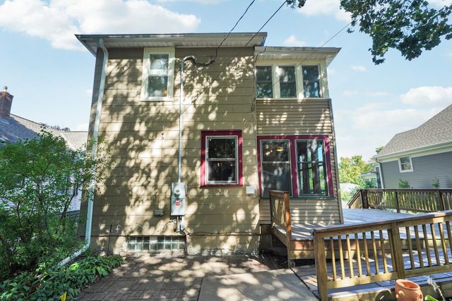 110 Winifred Street W, Saint Paul, MN 55107