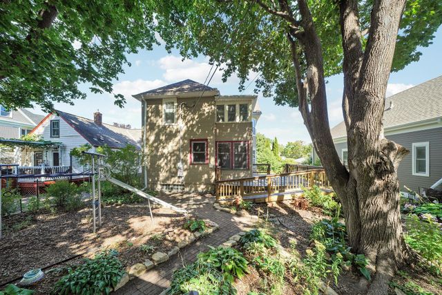110 Winifred Street W, Saint Paul, MN 55107