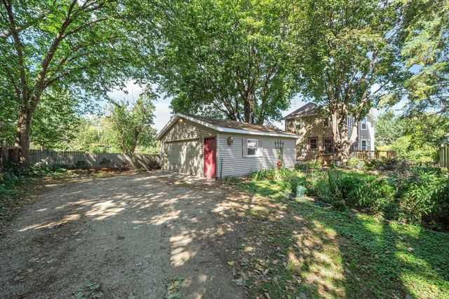 110 Winifred Street W, Saint Paul, MN 55107
