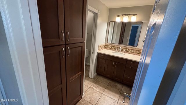 8625 E VALLEY VIEW Road, Scottsdale, AZ 85250