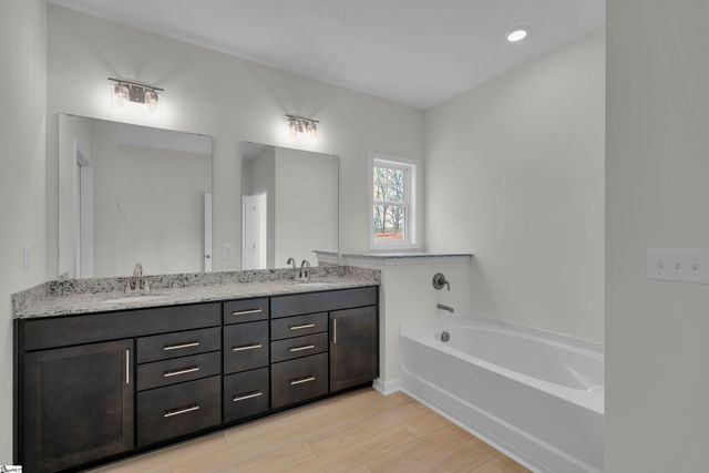 172 Hunter Ridge Drive Lot 12, Boiling Springs, SC 29316