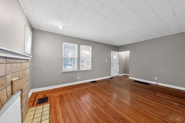 1059 Lockman Avenue, Cincinnati, OH 45238