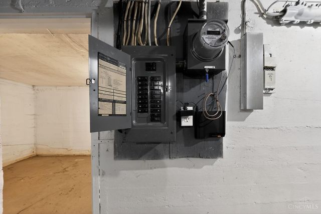 1059 Lockman Avenue, Cincinnati, OH 45238