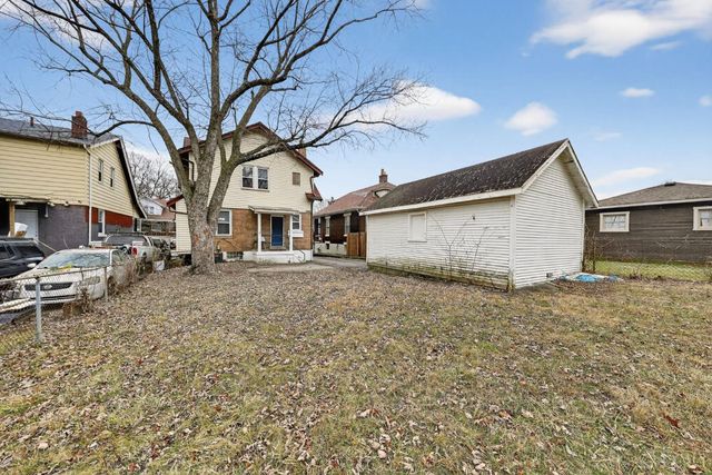 1059 Lockman Avenue, Cincinnati, OH 45238