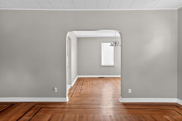 1059 Lockman Avenue, Cincinnati, OH 45238