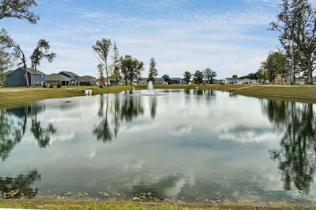 62 Cider Mill Drive, Ashville, OH 43103