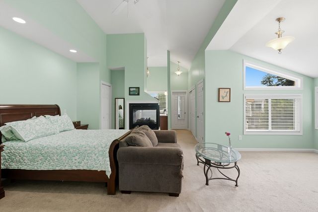23 Governors Way D, Milford, MA 01757