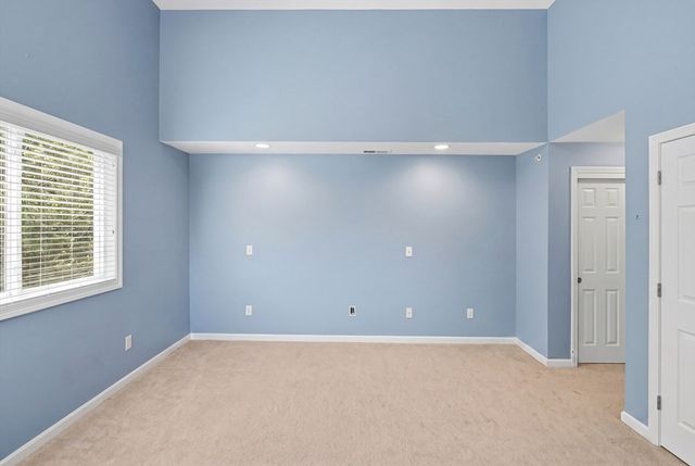 23 Governors Way D, Milford, MA 01757