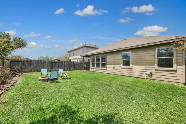 8715 Sunrise Canter Drive, Tomball, TX 77375