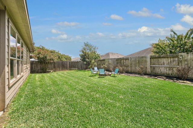 8715 Sunrise Canter Drive, Tomball, TX 77375