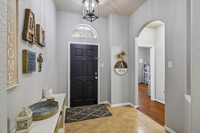 8715 Sunrise Canter Drive, Tomball, TX 77375
