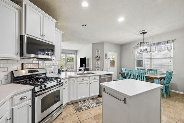 8715 Sunrise Canter Drive, Tomball, TX 77375