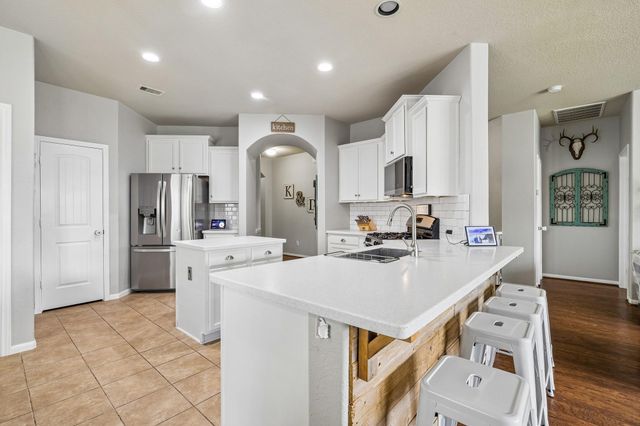 8715 Sunrise Canter Drive, Tomball, TX 77375