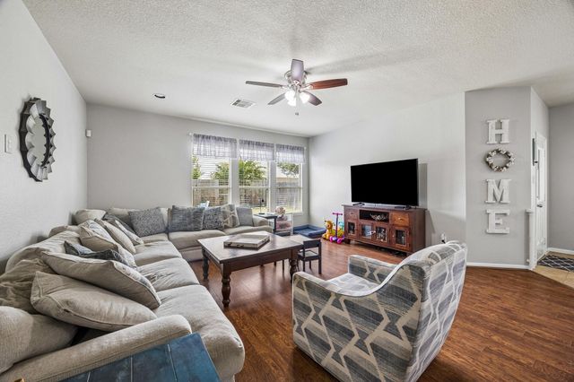 8715 Sunrise Canter Drive, Tomball, TX 77375