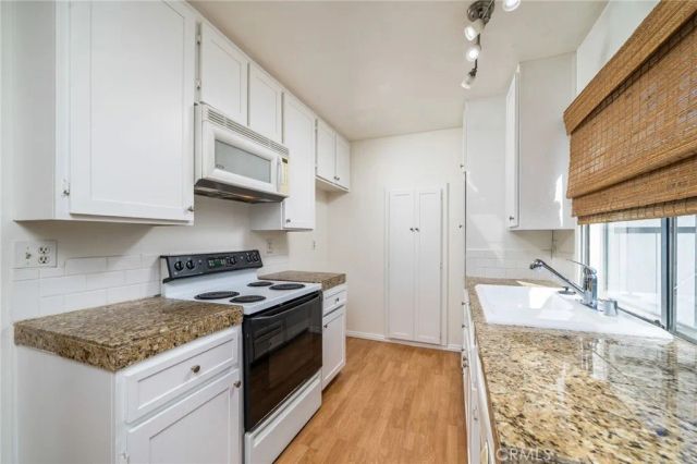 960 E Bonita Avenue 91, Pomona, CA 91767