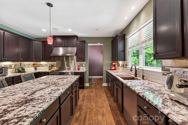 10200 Kerns Road, Huntersville, NC 28078