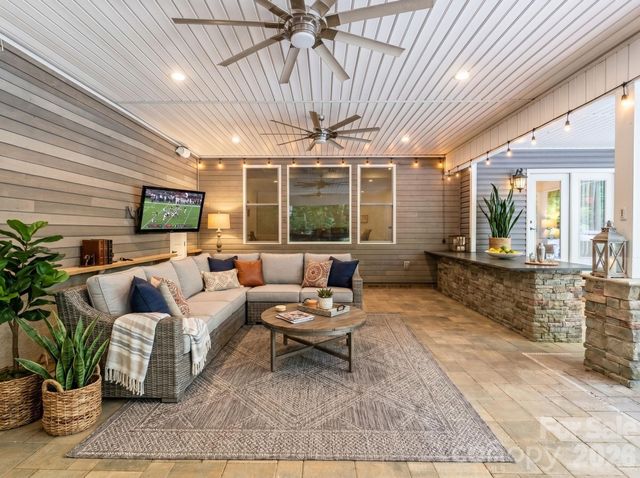 10200 Kerns Road, Huntersville, NC 28078