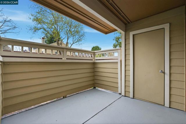 210 210 Reflections Dr 14, San Ramon, CA 94583