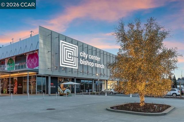 210 210 Reflections Dr 14, San Ramon, CA 94583