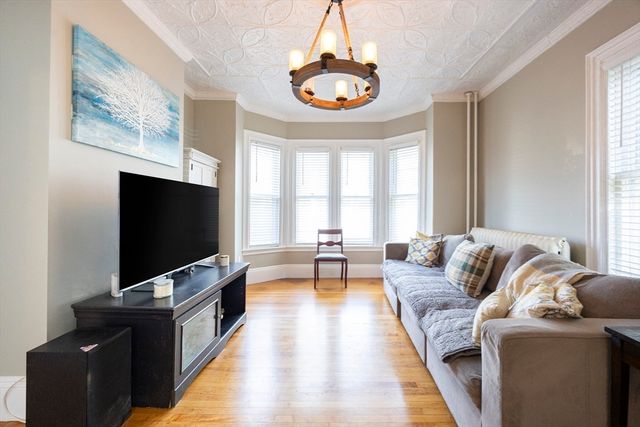 8 Concord Street, Natick, MA 01760