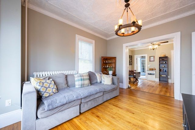 8 Concord Street, Natick, MA 01760