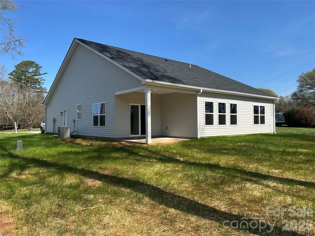 318 Sunrise Circle, Shelby, NC 28150