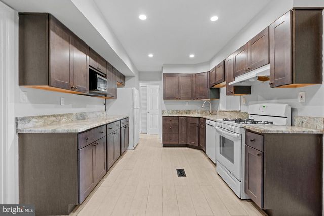 2802 FARRIS LN, Bowie, MD 20715