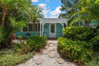 301 CEVERA DRIVE, Dunedin, FL 34698