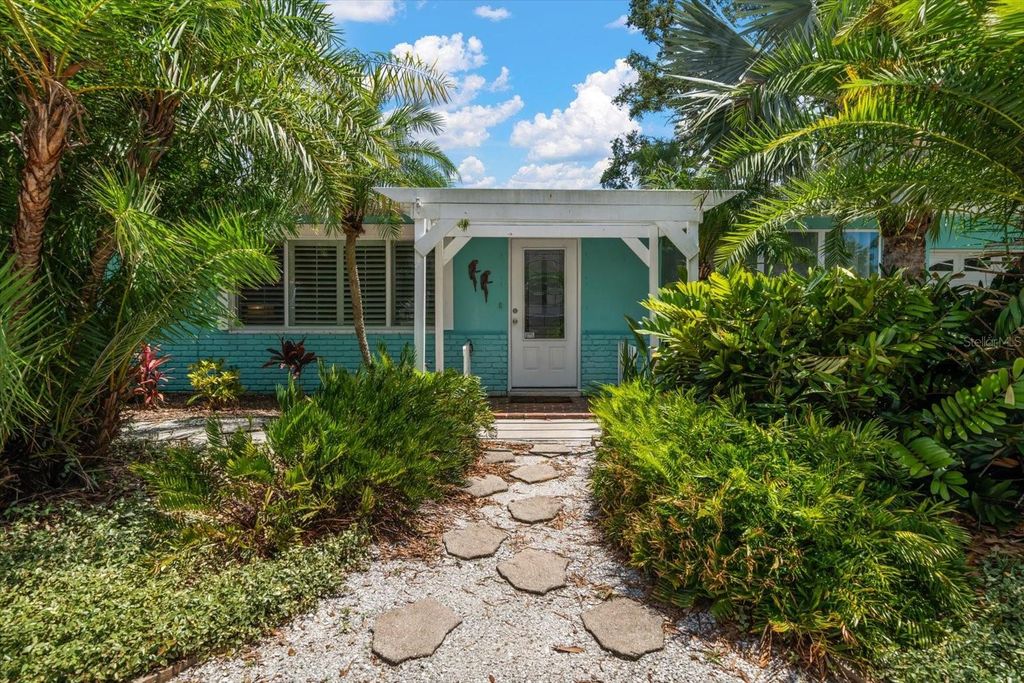 301 CEVERA DRIVE, Dunedin, FL 34698