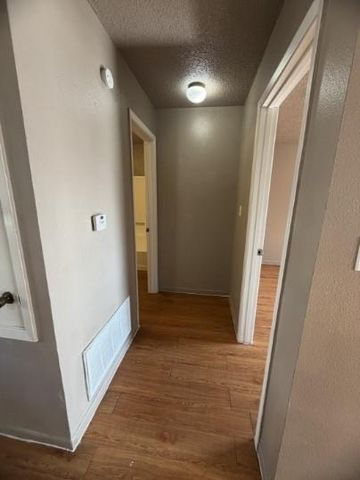 139 Elm DR 302, Lockhart, TX 78644