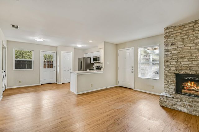 301 Algerita DR B, Georgetown, TX 78628