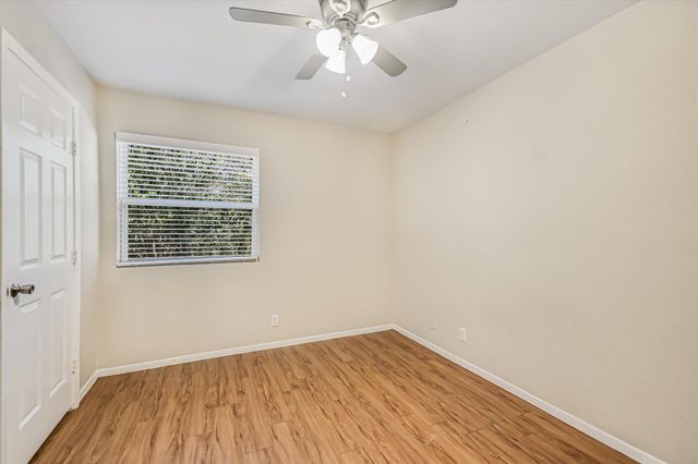 301 Algerita DR B, Georgetown, TX 78628