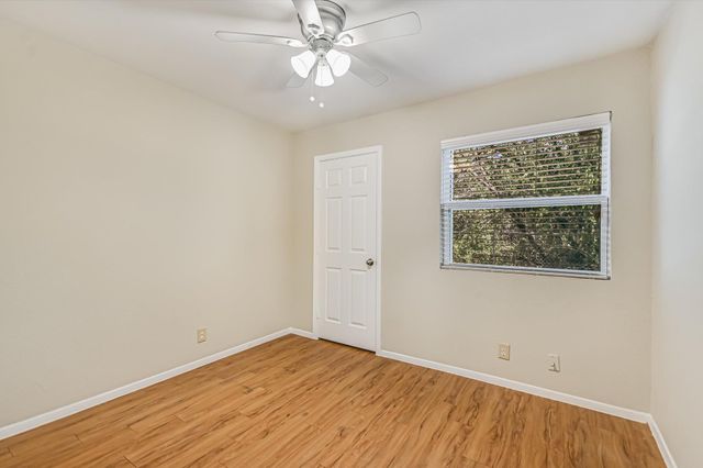 301 Algerita DR B, Georgetown, TX 78628
