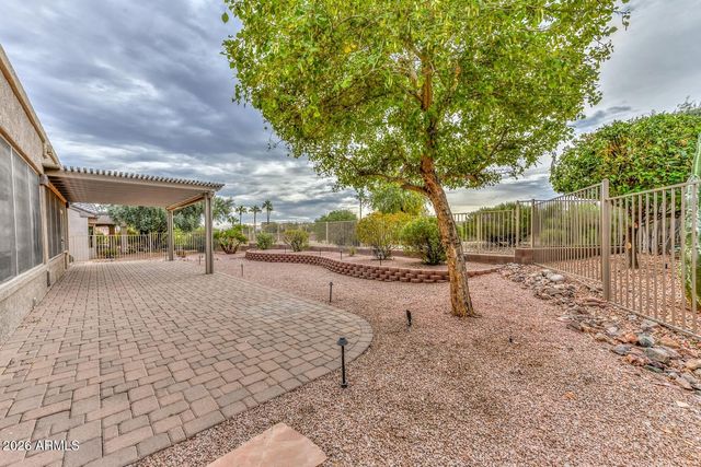 16361 W WILLOW CREEK Lane, Surprise, AZ 85374