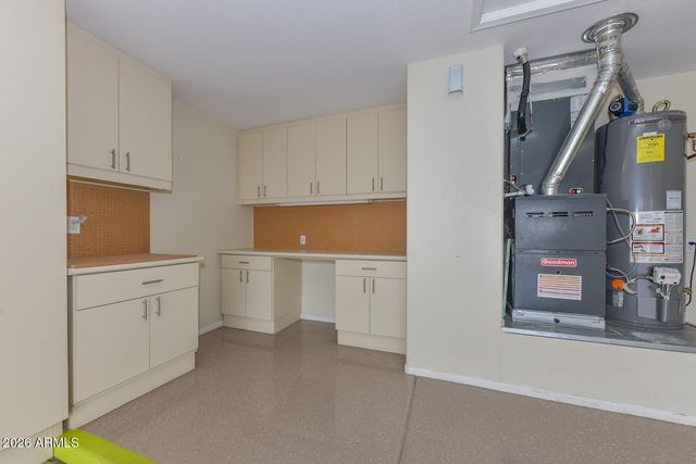 16361 W WILLOW CREEK Lane, Surprise, AZ 85374